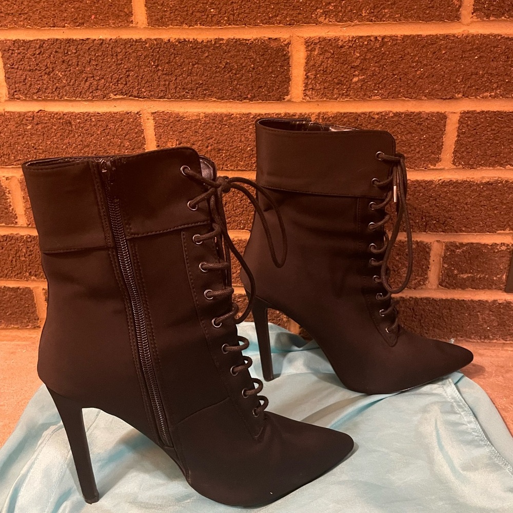 Elegant Black Lace-Up Ankle Boots
